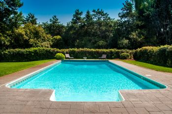 Pool Service in Corona del Mar, CA by South Cali Pool Cleaners