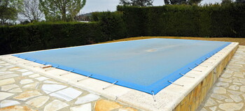 Pool Closing in Corona del Mar, California by South Cali Pool Cleaners